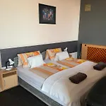 Arthaus Rönök Apartment Ronok