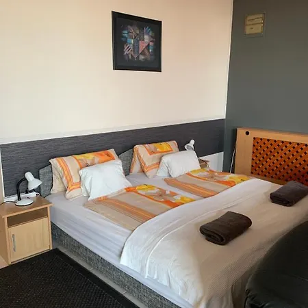 Arthaus Roenoek Apartmán Ronok