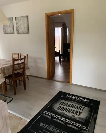Arthaus Rönök * Ronok