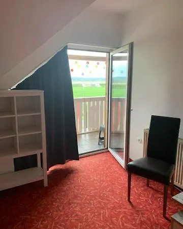 Arthaus Roenoek Apartment