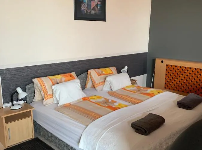 Arthaus Roenoek Apartamento Ronok