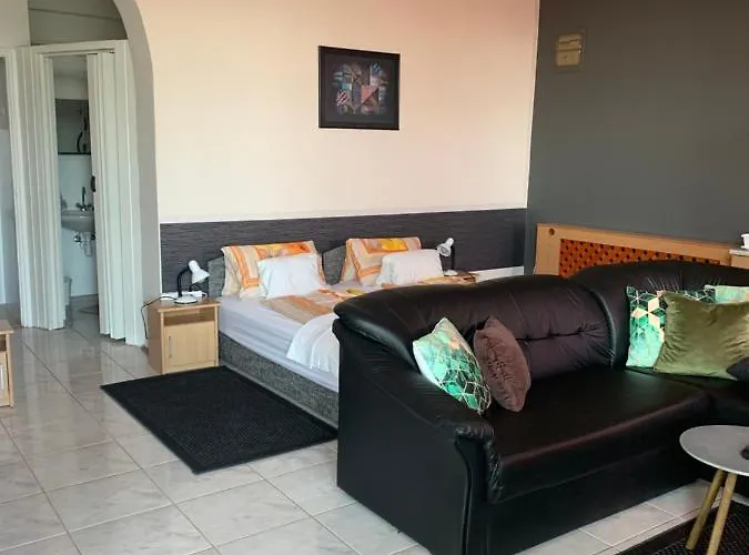 Arthaus Roenoek Апартаменты